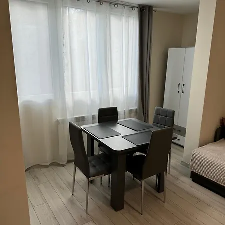Apartament Refurbished In A Quiet Area Sofia